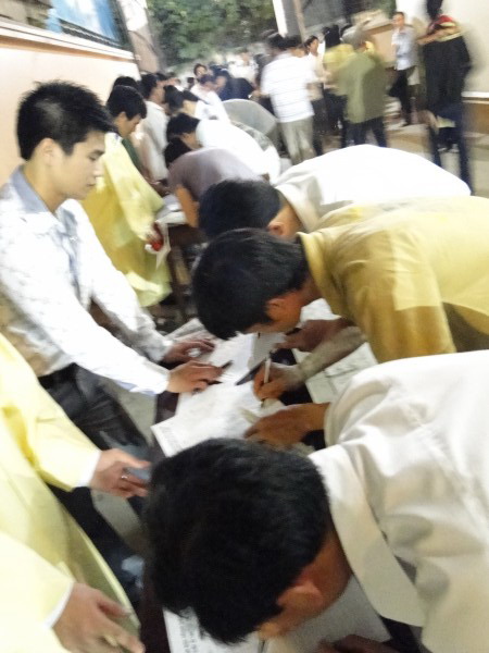 http://nuvuongcongly.com/images/stories/KytenvaoTNT25_4_2010HN%20(44).jpg