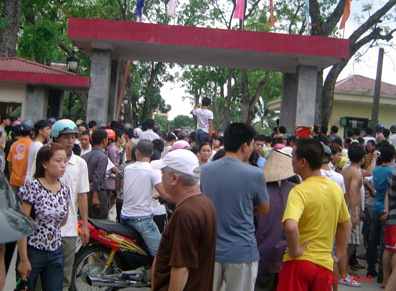 http://vietcatholic.net/pics/100725BGTtutap.jpg
